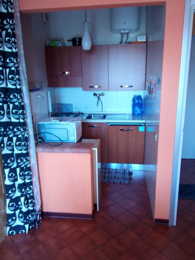 Condominio Ariazzurra S. Bart. San Bartolomeo al Mare Kültér fotó
