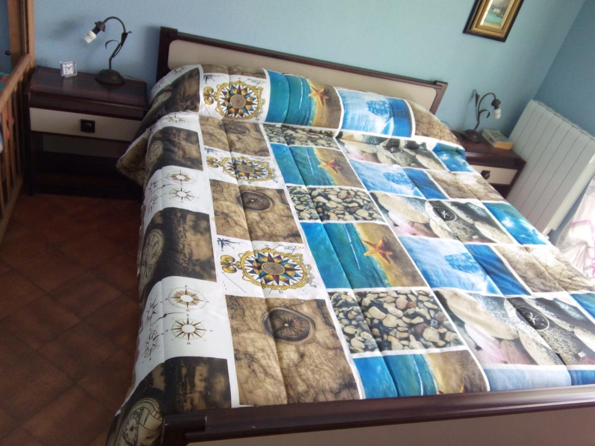 Condominio Ariazzurra S. Bart. San Bartolomeo al Mare Kültér fotó